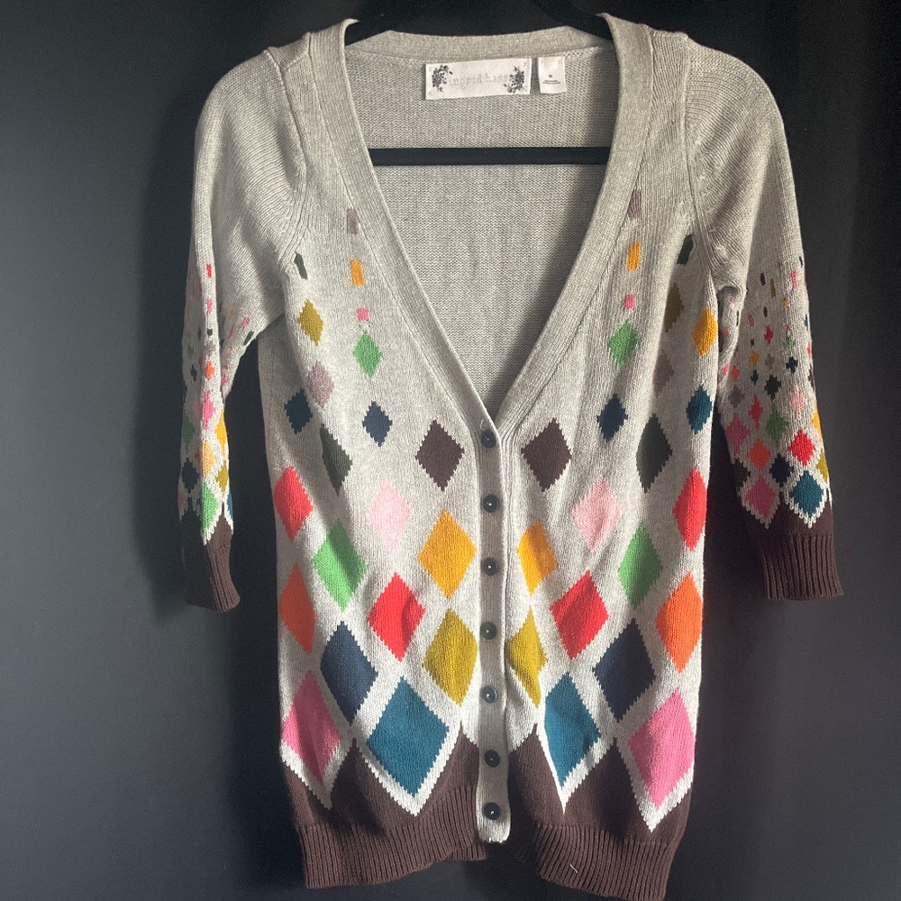 Ingrid has 3/4 length sleeves ,Diamond pattern sweater